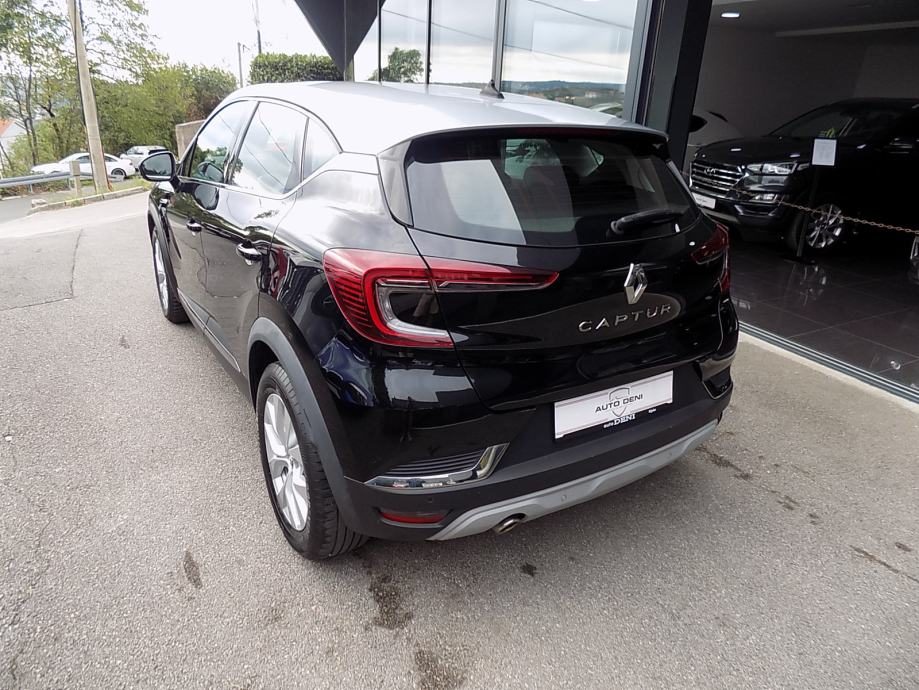 2021 Renault Captur — fotografija 10