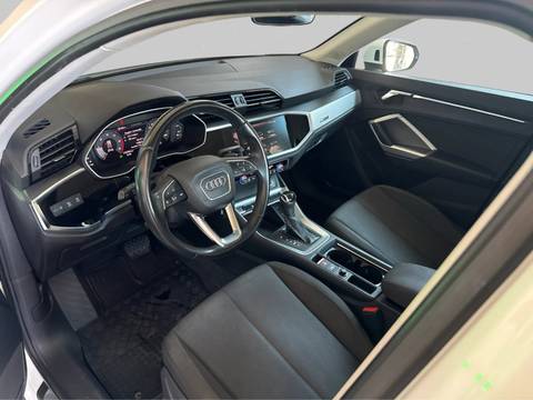 2019 Audi Q3 — sličica 9