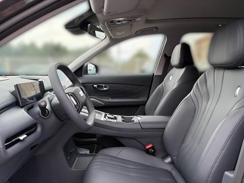 2026 Geely Starray EM-i — sličica 15