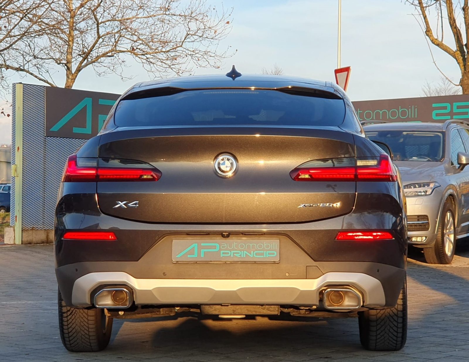 2022 BMW X4 — fotografija 5