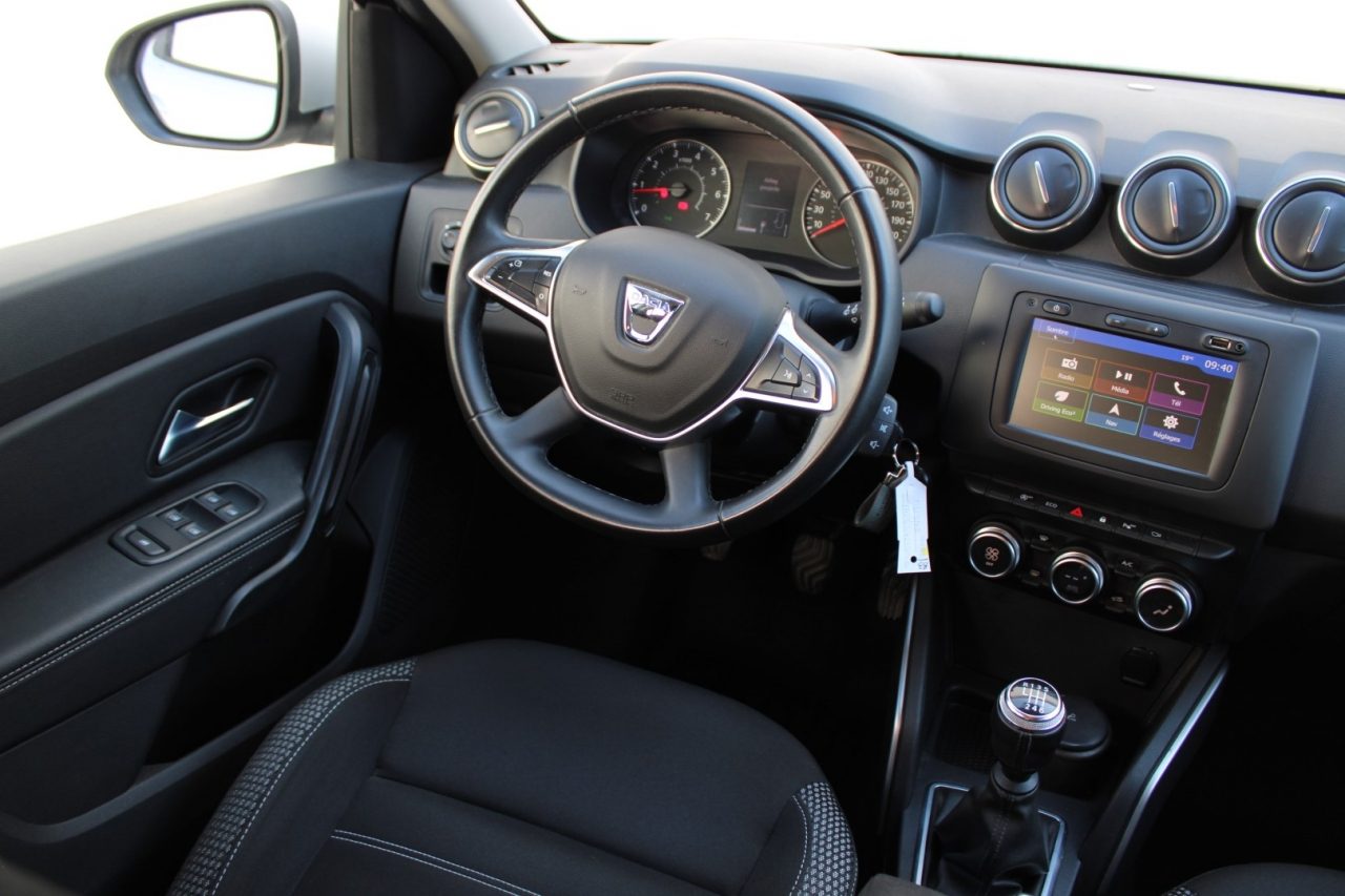 2019 Dacia Duster — fotografija 10