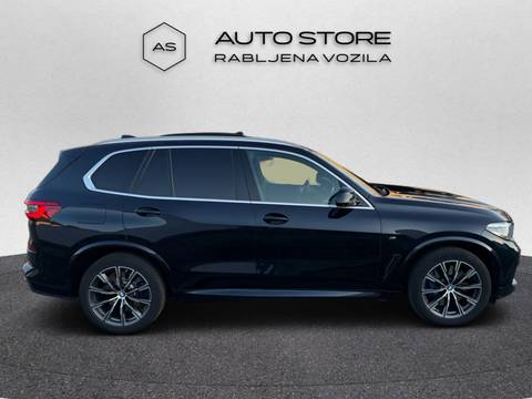2019 BMW X5 M Sport — sličica 11