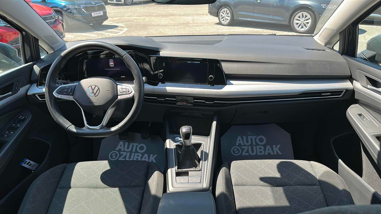 2024 Volkswagen Golf — fotografija 11
