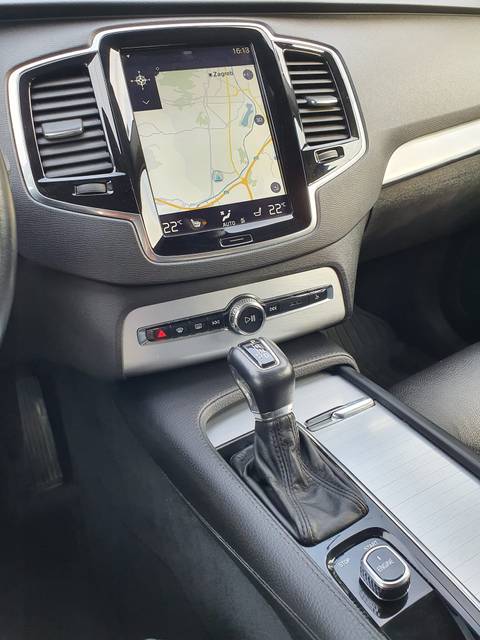 2017 Volvo XC90 Inscription — sličica 12