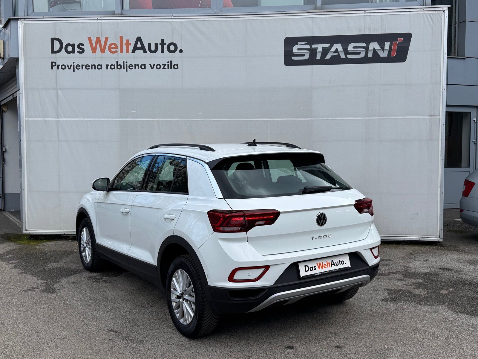 2023 Volkswagen T-Roc — fotografija 4