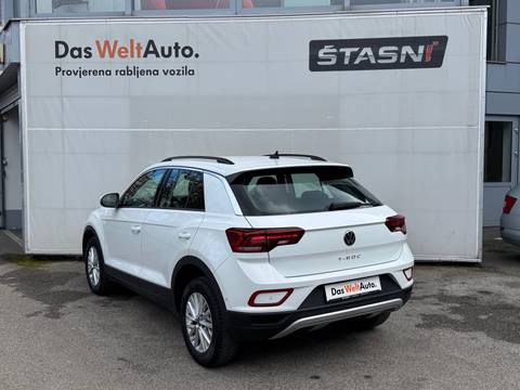 2023 Volkswagen T-Roc — sličica 4