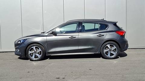 2020 Ford Focus — sličica 2