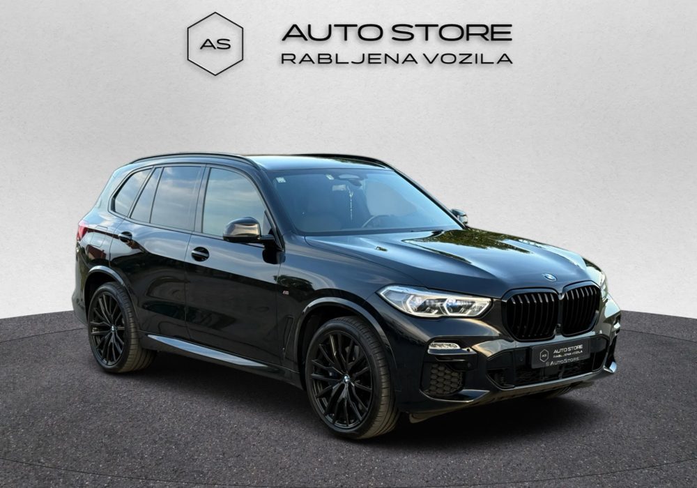 2021 BMW X5 M Sport — fotografija 14