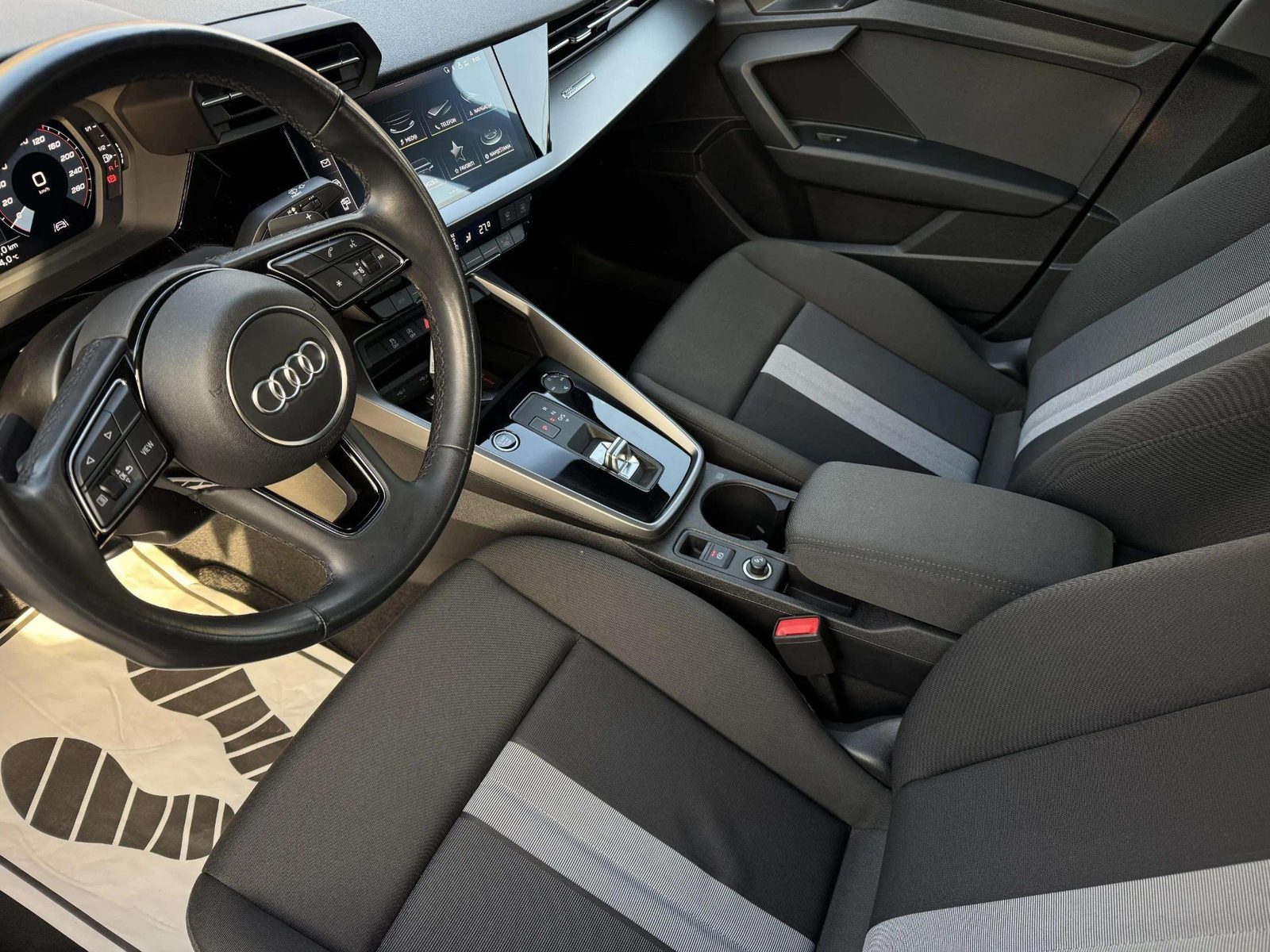 2023 Audi A3 Limousine — fotografija 9