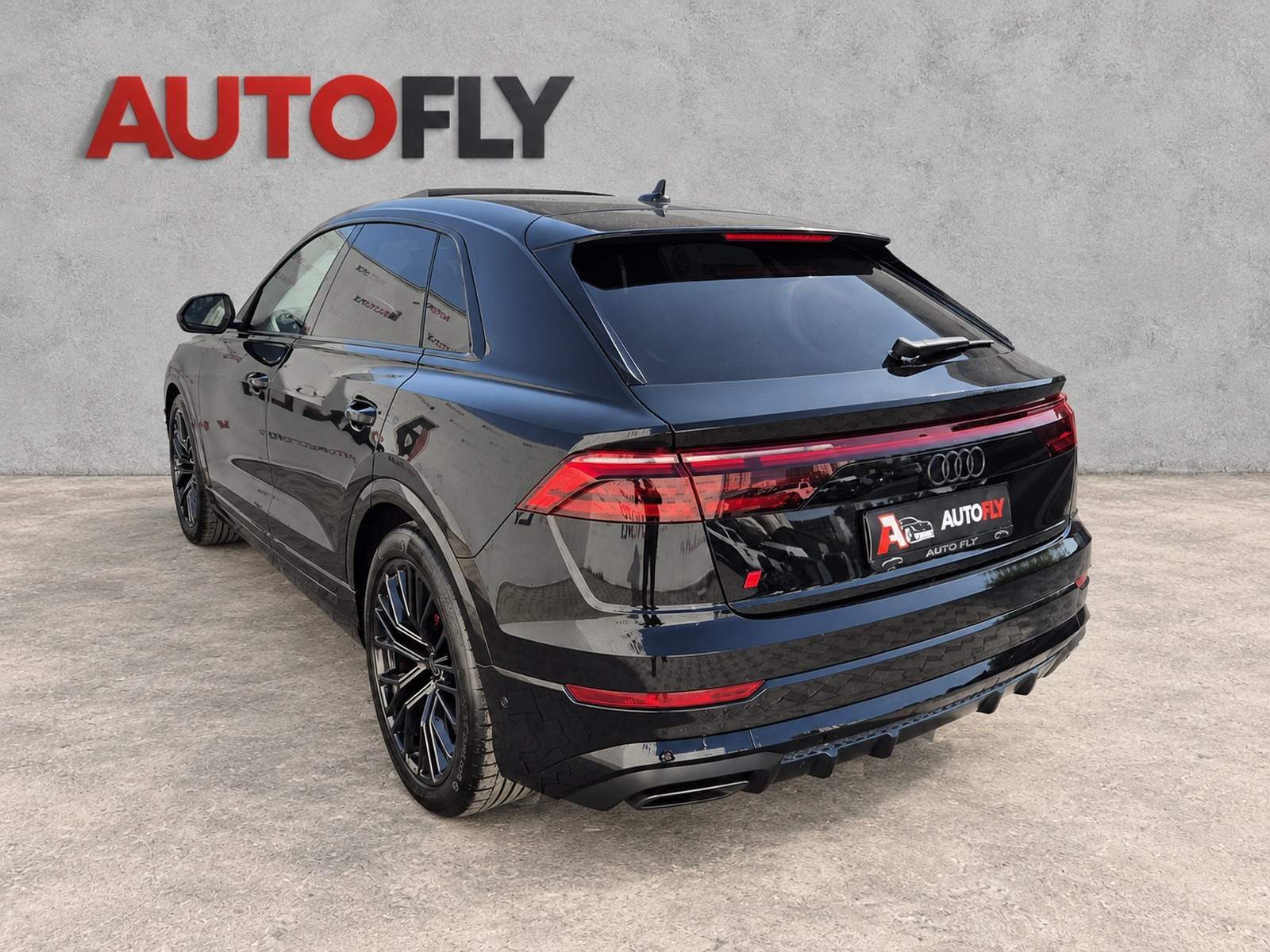 2024 Audi Q8 S line — fotografija 6