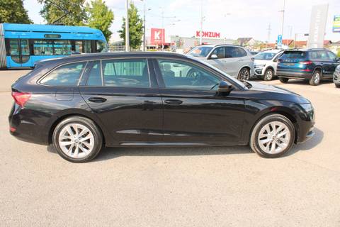 2023 Škoda Octavia Combi — sličica 4