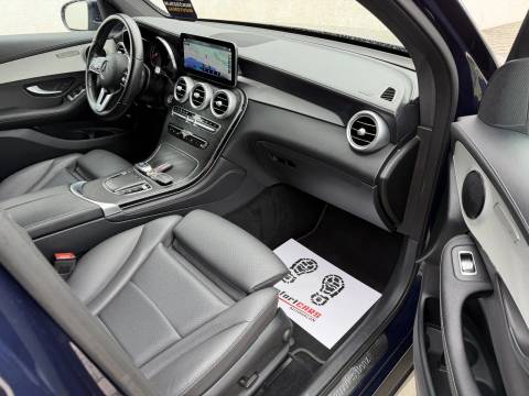 2020 Mercedes-Benz GLC — sličica 23