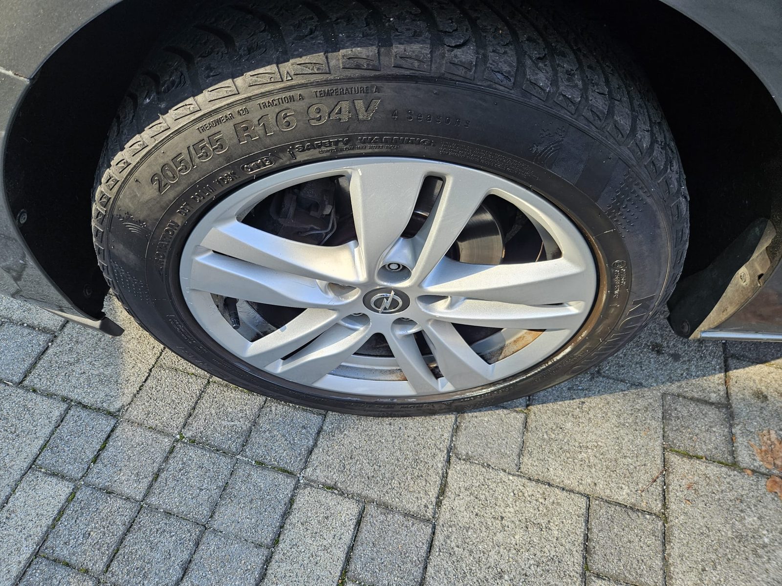 2016 Opel Astra — fotografija 24