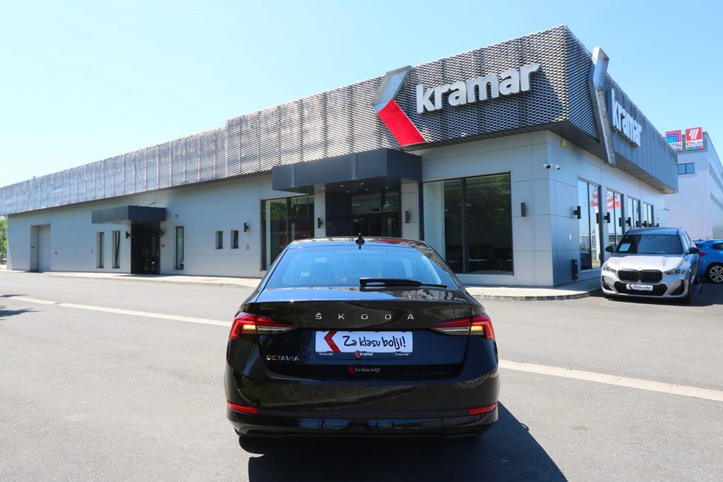 2023 Škoda Octavia — fotografija 19