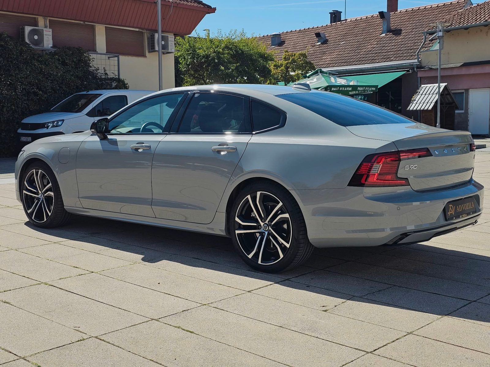 2023 Volvo S90 — fotografija 3