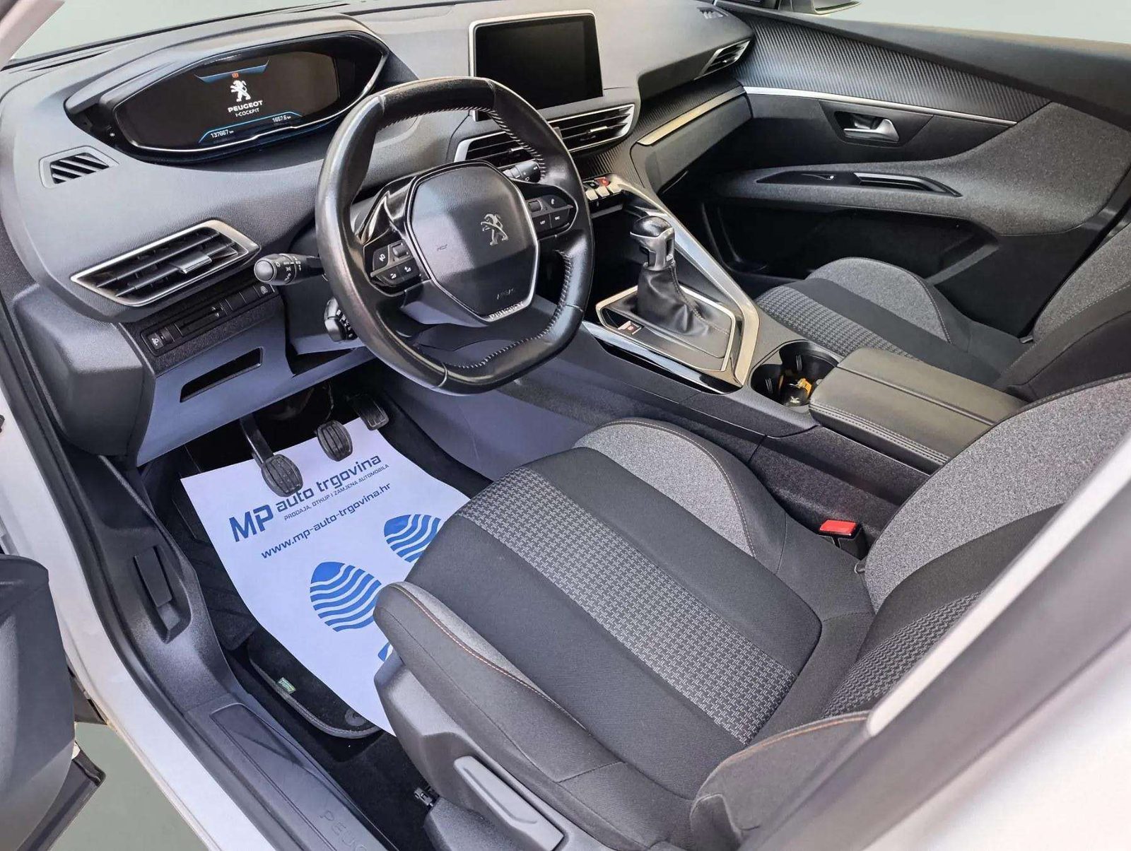 2019 Peugeot 5008 — fotografija 14