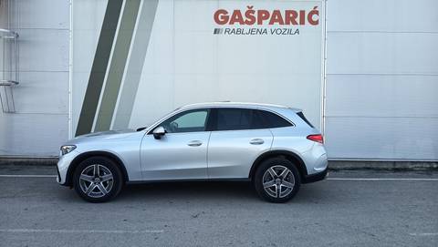 2025 Mercedes-Benz GLC — sličica 9