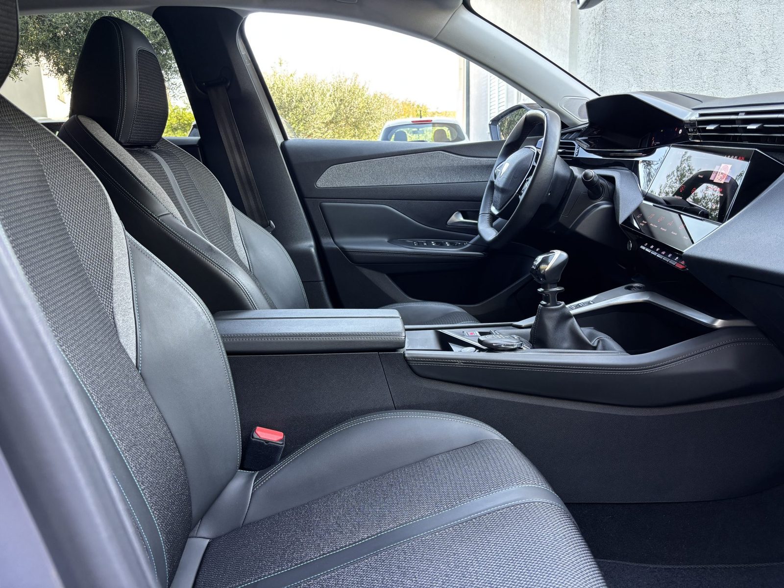 2023 Peugeot 308 — fotografija 18