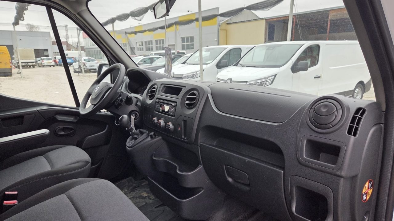 2019 Renault Master — fotografija 9