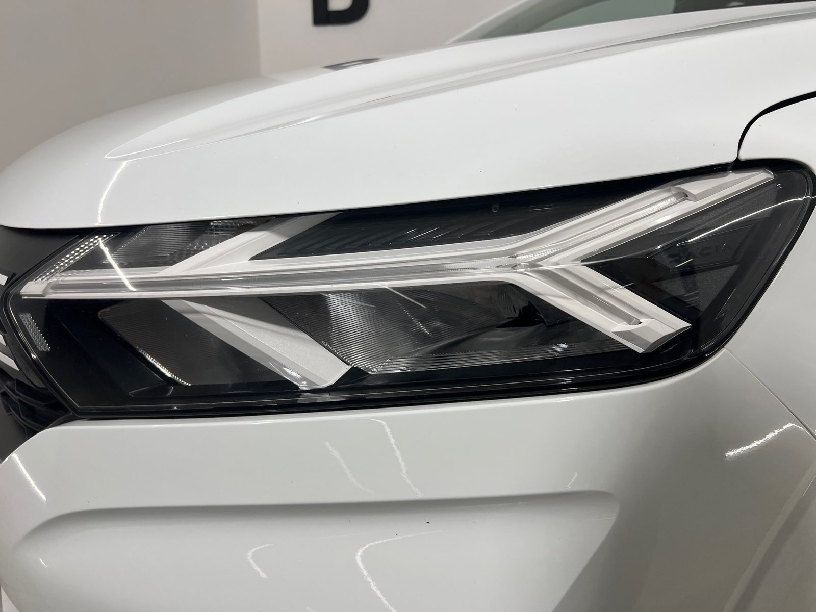 2023 Dacia Sandero — fotografija 9
