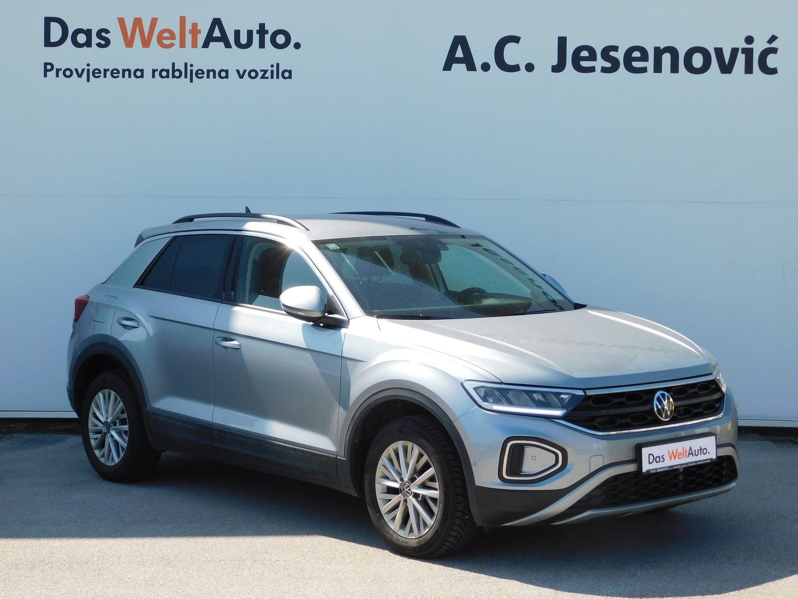 2024 Volkswagen T-Roc — fotografija 4