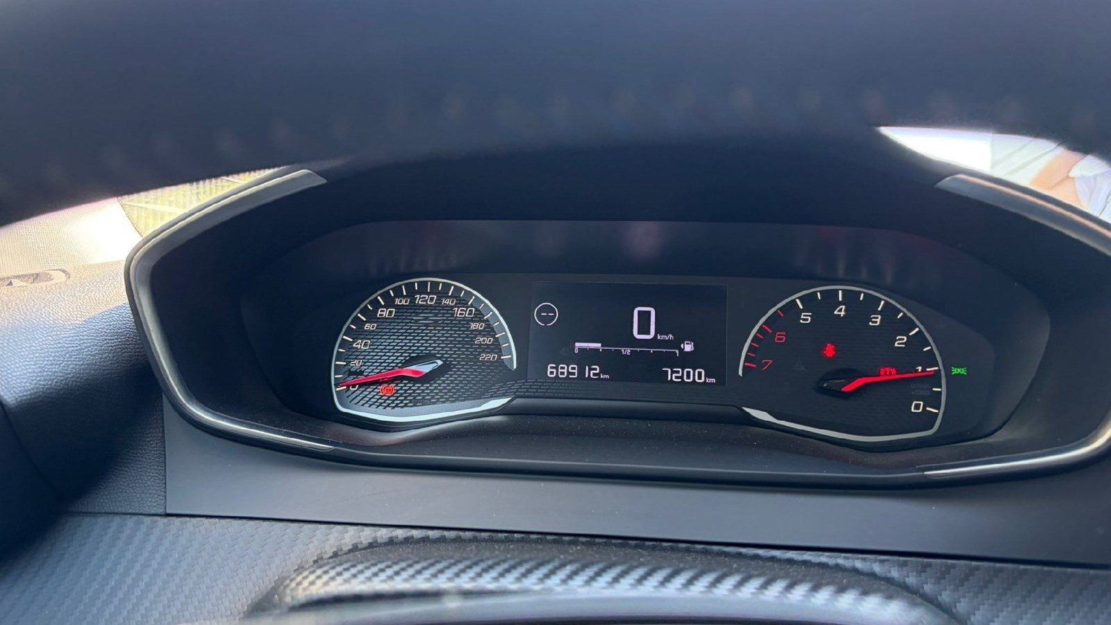 2022 Peugeot 2008 — fotografija 18