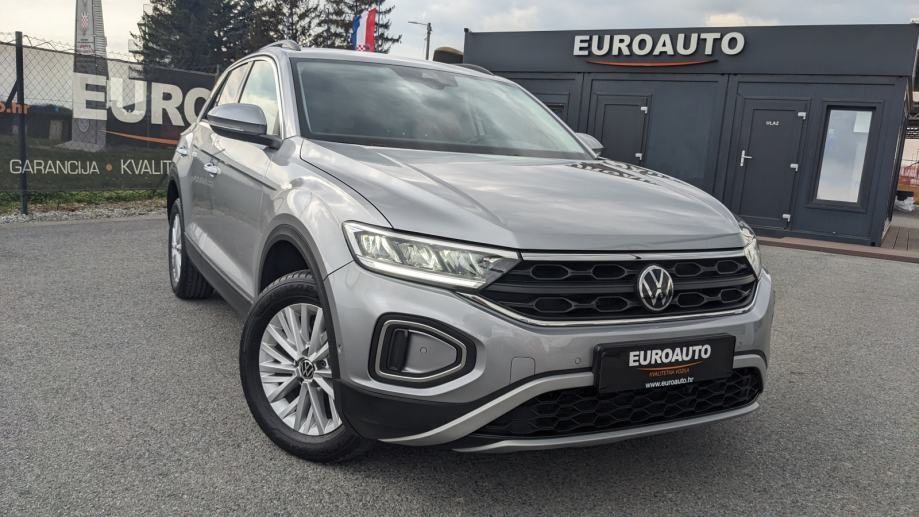 2022 Volkswagen T-Roc — fotografija 8