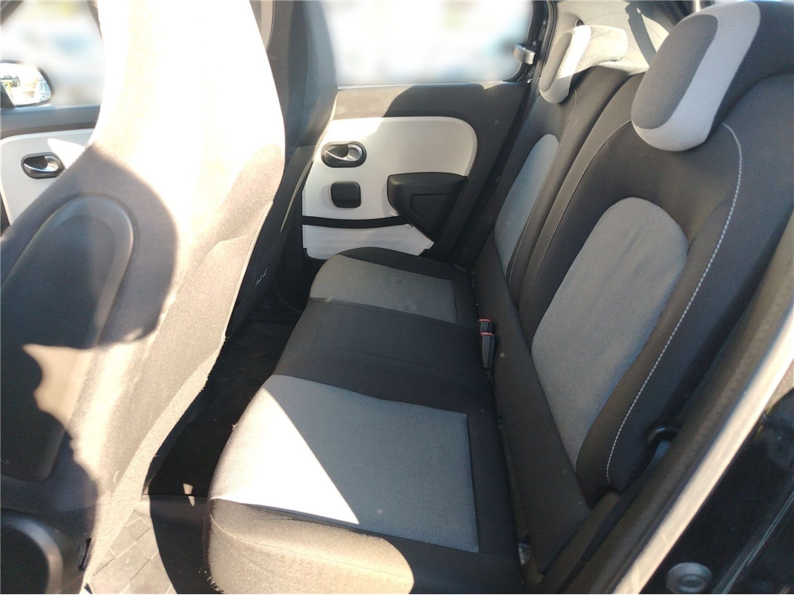 2015 Renault Twingo — fotografija 11