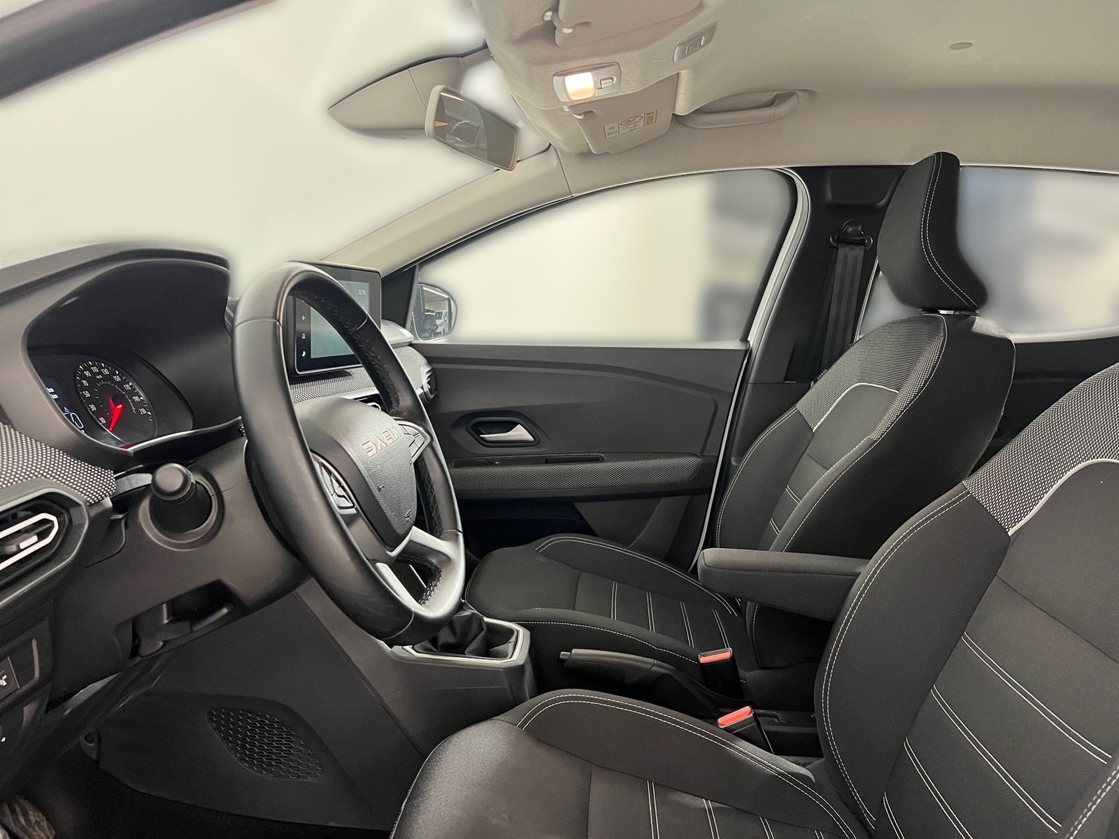 2023 Dacia Sandero — fotografija 12