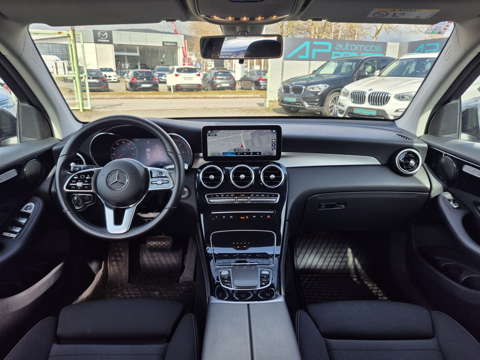 2020 Mercedes-Benz GLC — fotografija 15