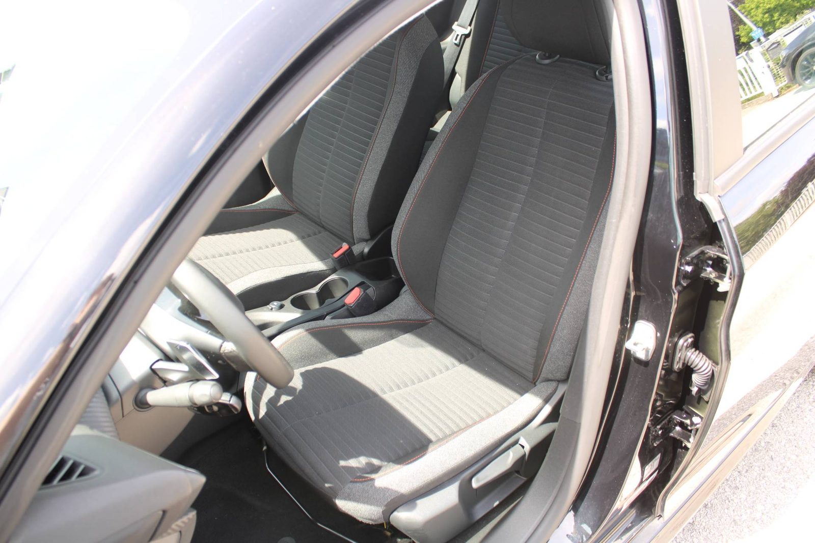 2023 Peugeot 208 — fotografija 9