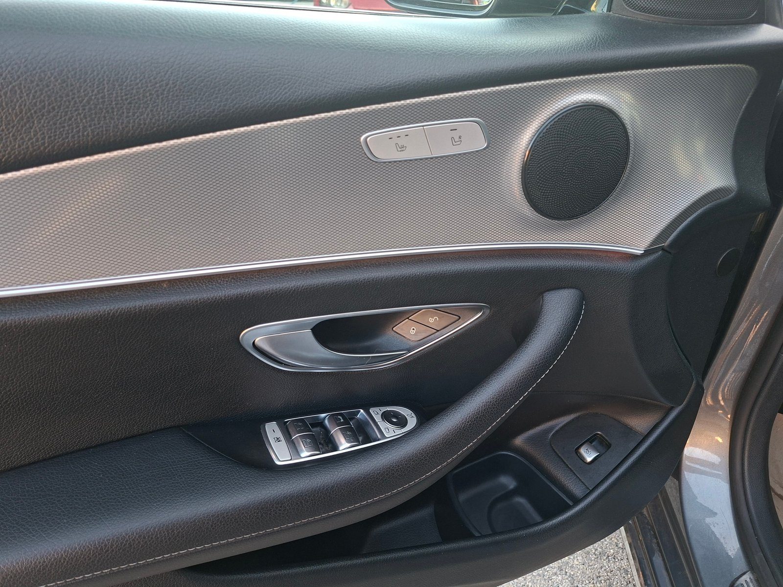 2019 Mercedes-Benz E-klasa — fotografija 21