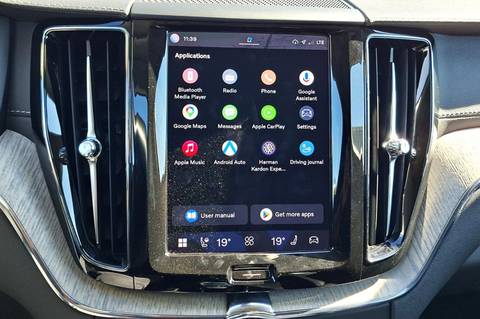 2022 Volvo XC60 — sličica 12