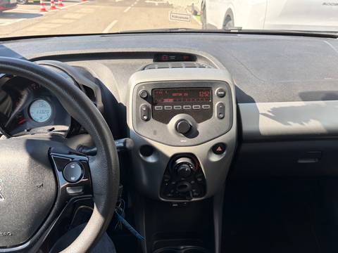 2015 Peugeot 108 — sličica 9