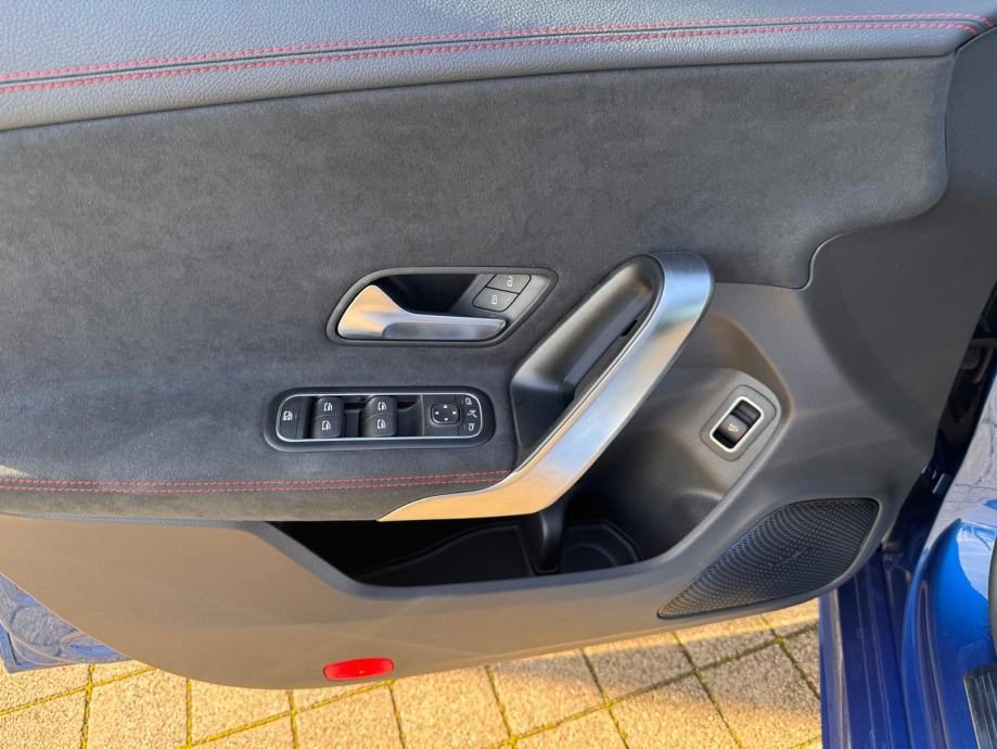2026 Mercedes-Benz CLA — fotografija 9