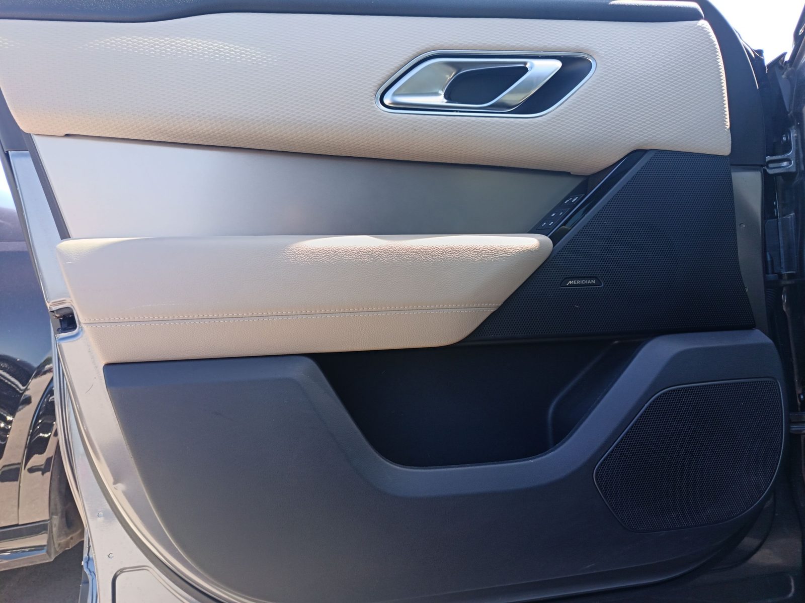 2018 Land Rover Range Rover Velar — fotografija 16