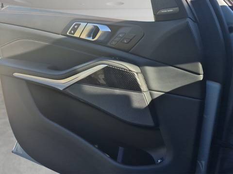 2023 BMW X5 — sličica 13
