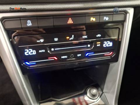 2023 Volkswagen T-Roc — sličica 14