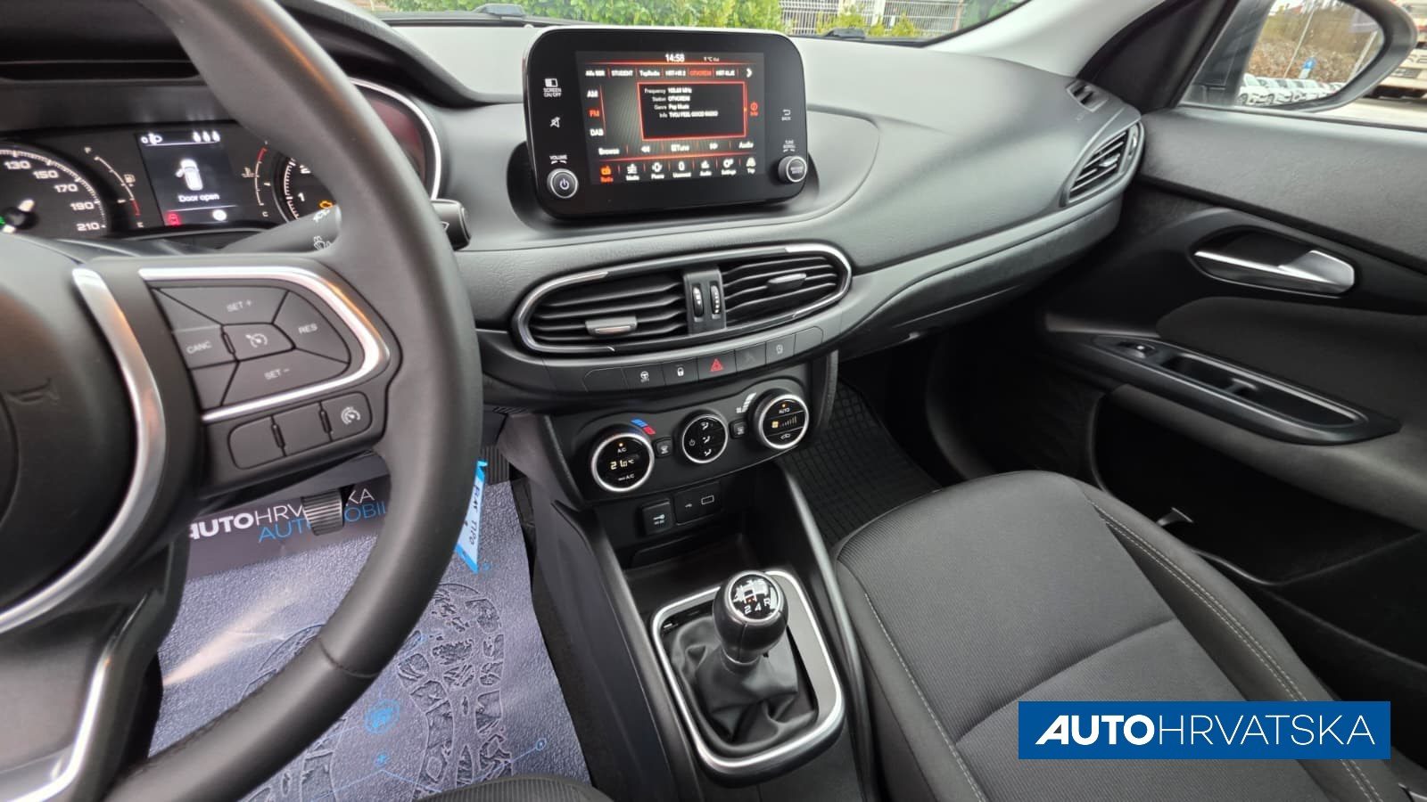 2022 Fiat Tipo — fotografija 14