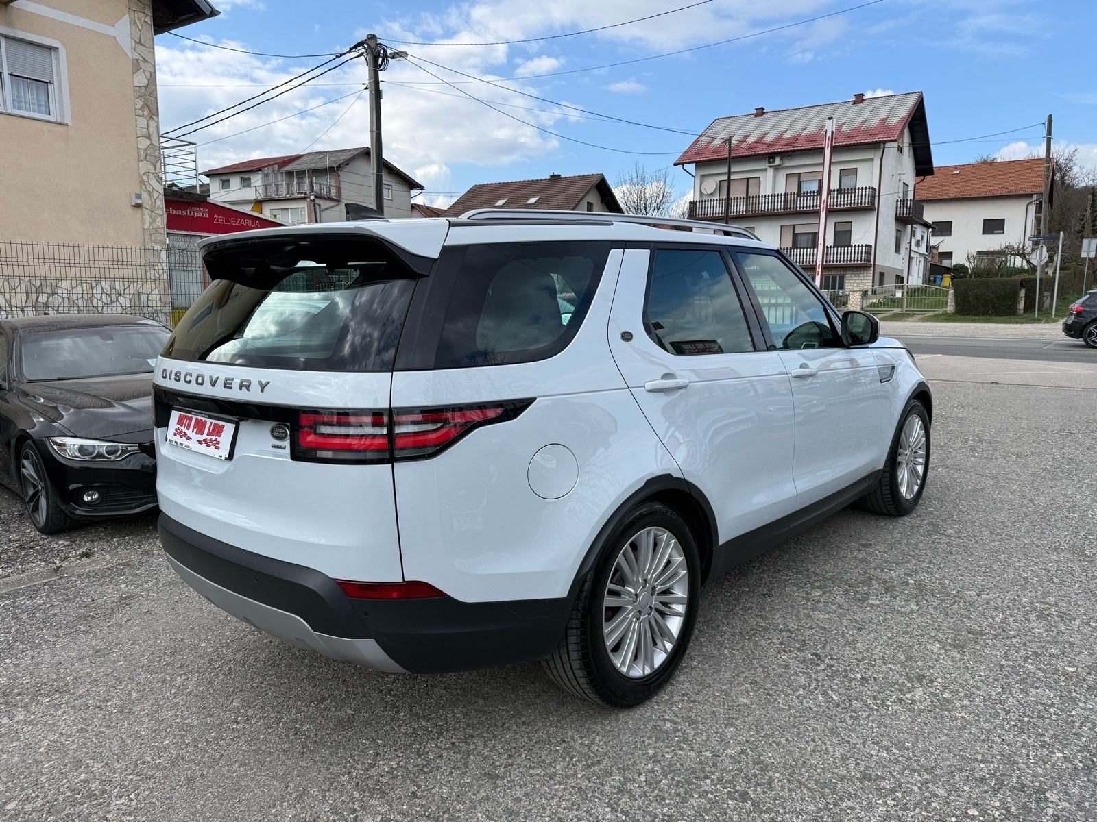 2018 Land Rover Discovery — fotografija 4