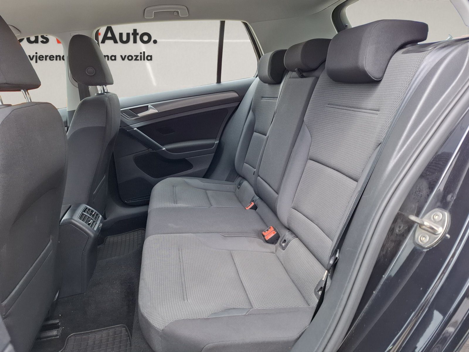2019 Volkswagen Golf — fotografija 12