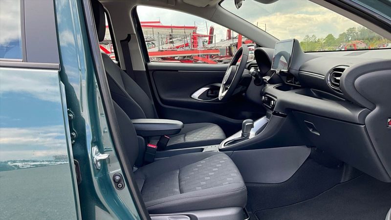 2026 Toyota Yaris — fotografija 8