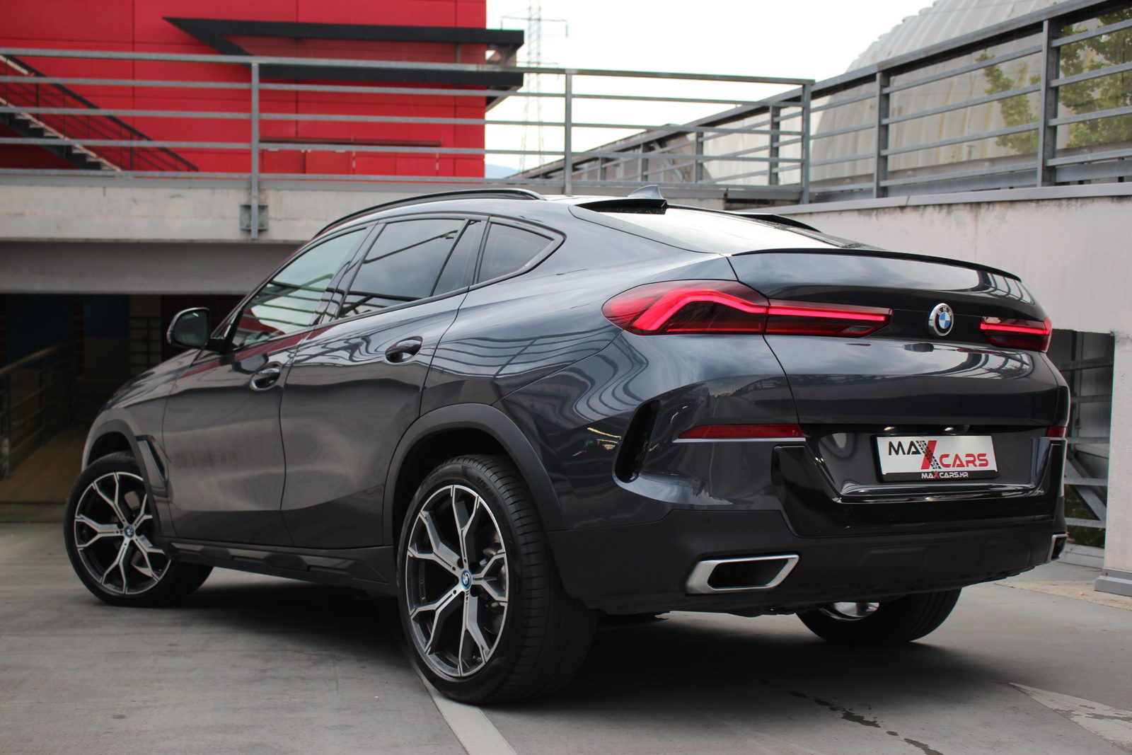2020 BMW X6 — fotografija 15