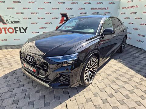 2025 Audi Q8 S line