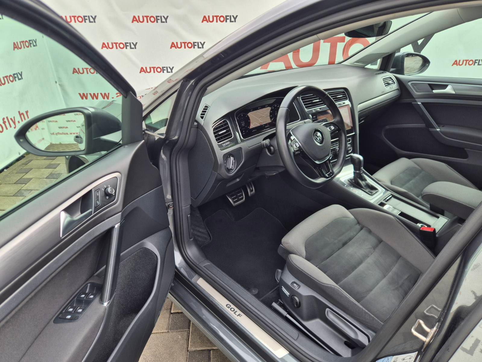 2018 Volkswagen Golf VII Highline — fotografija 11