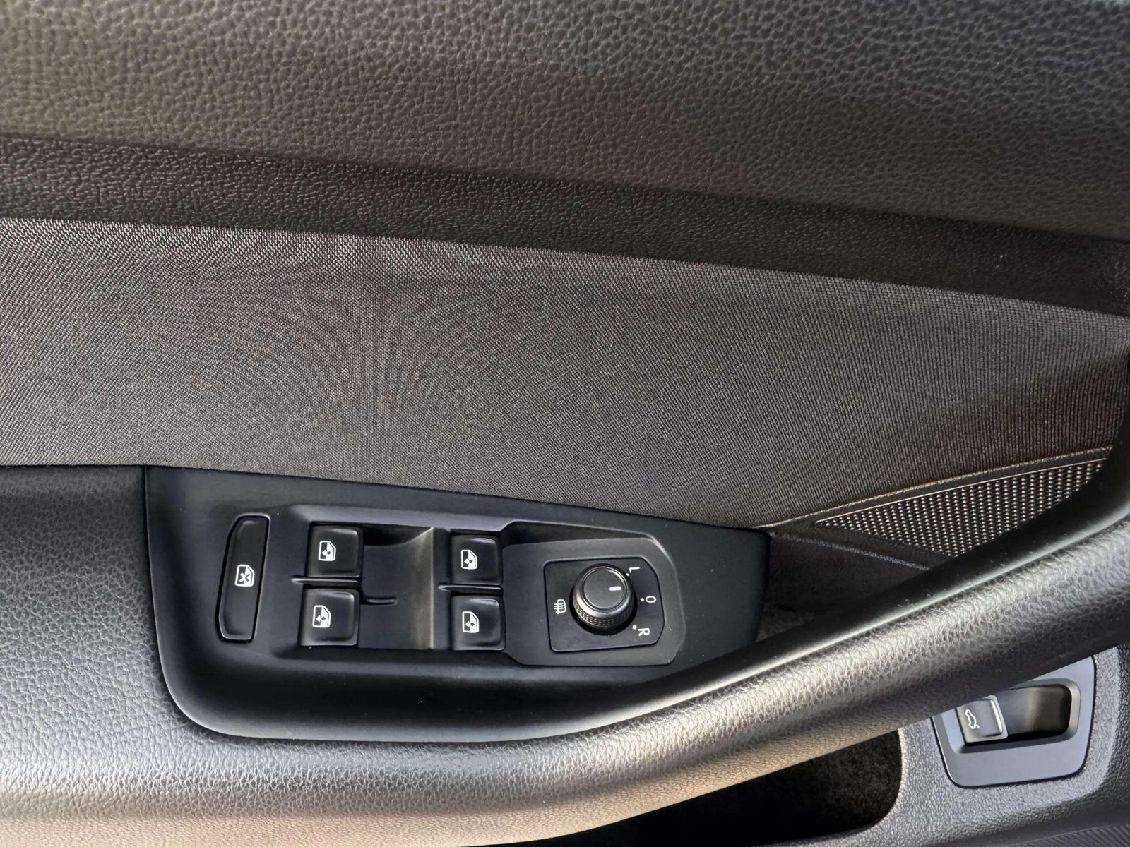 2019 Volkswagen Passat — fotografija 20