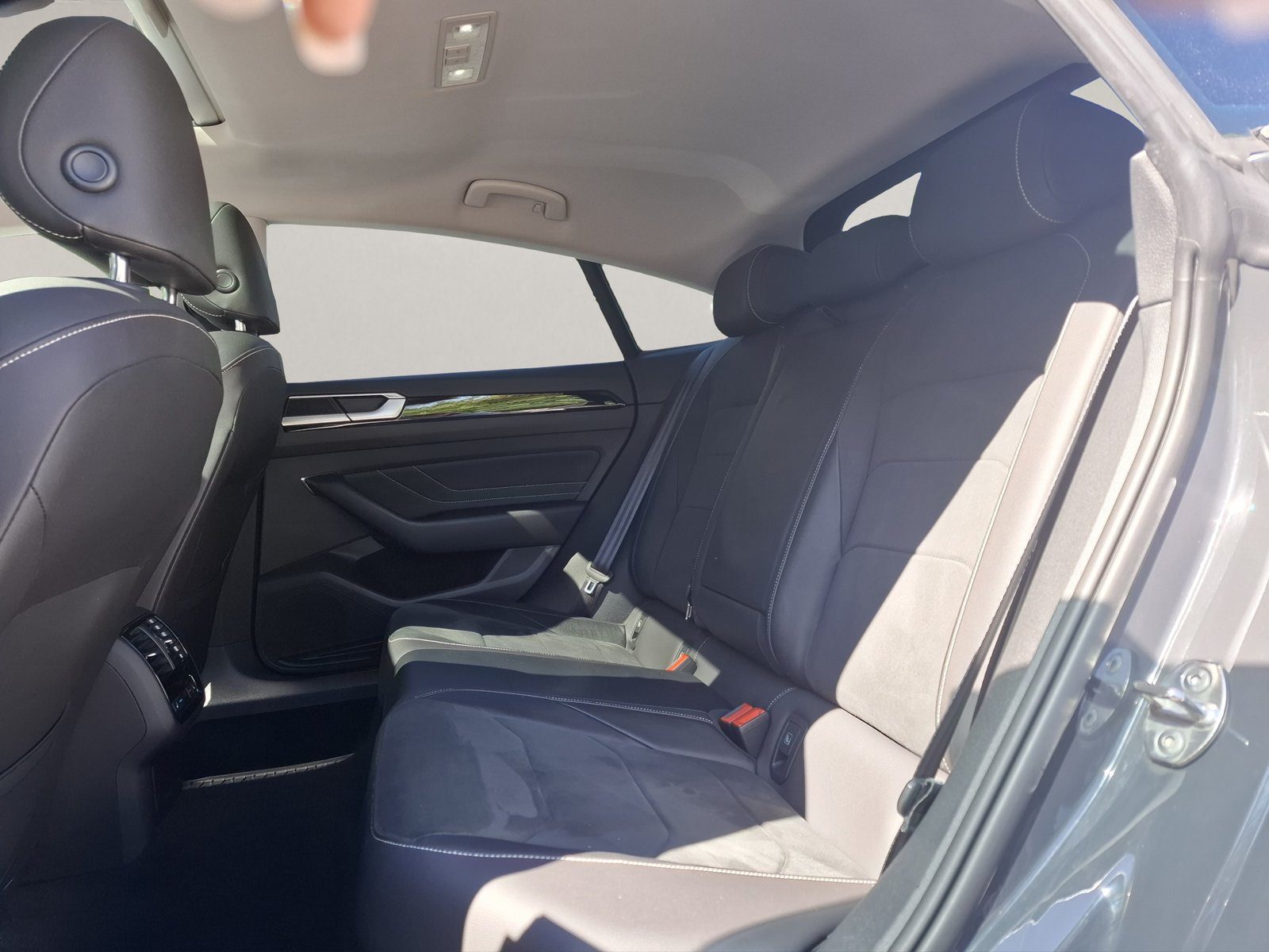 2021 Volkswagen Arteon — fotografija 12