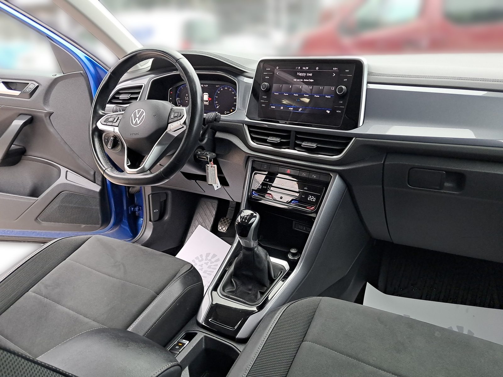 2022 Volkswagen T-Roc — fotografija 20