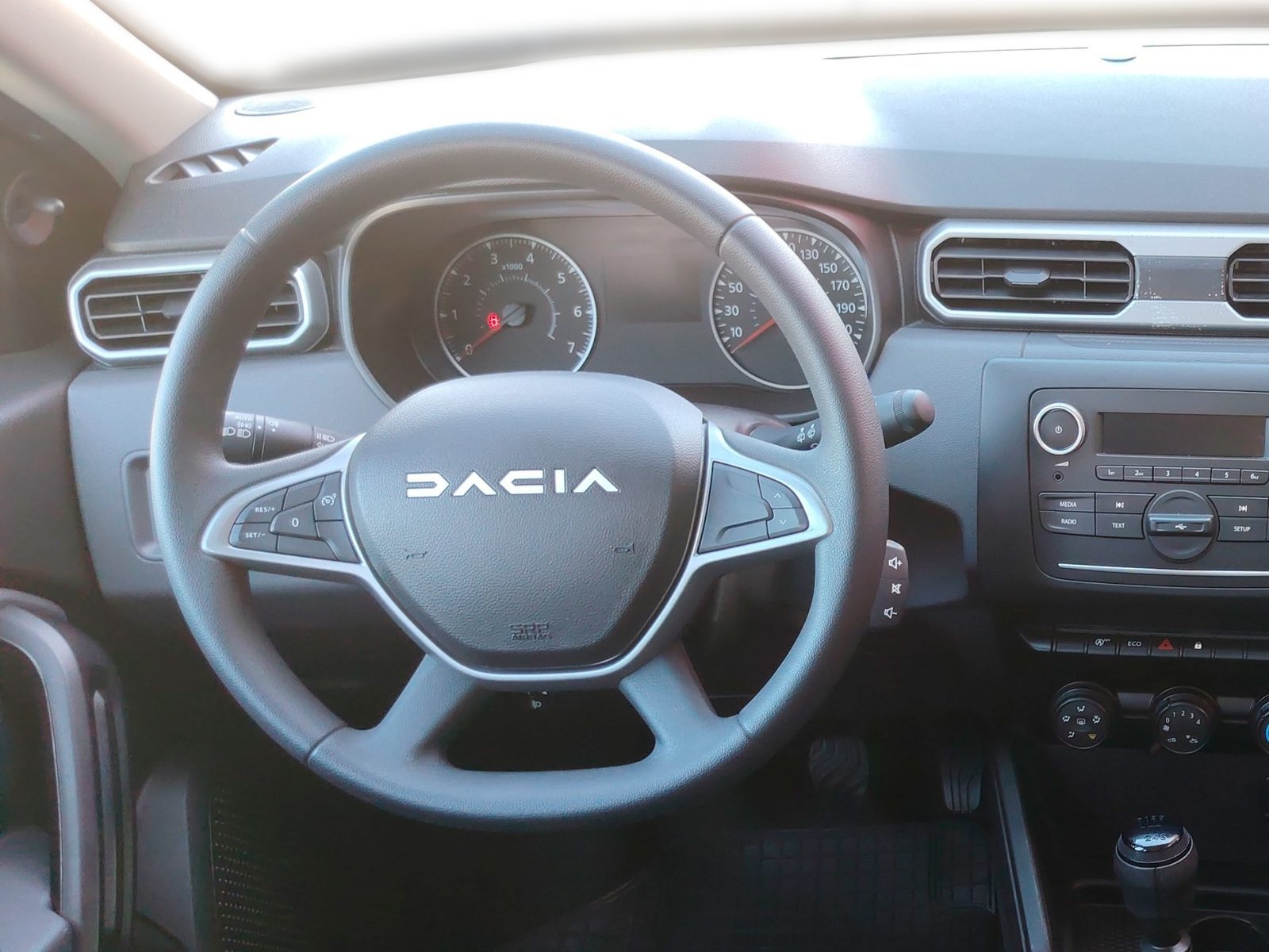 2023 Dacia Duster — fotografija 16