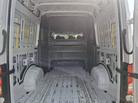 2021 Volkswagen Crafter — sličica 8
